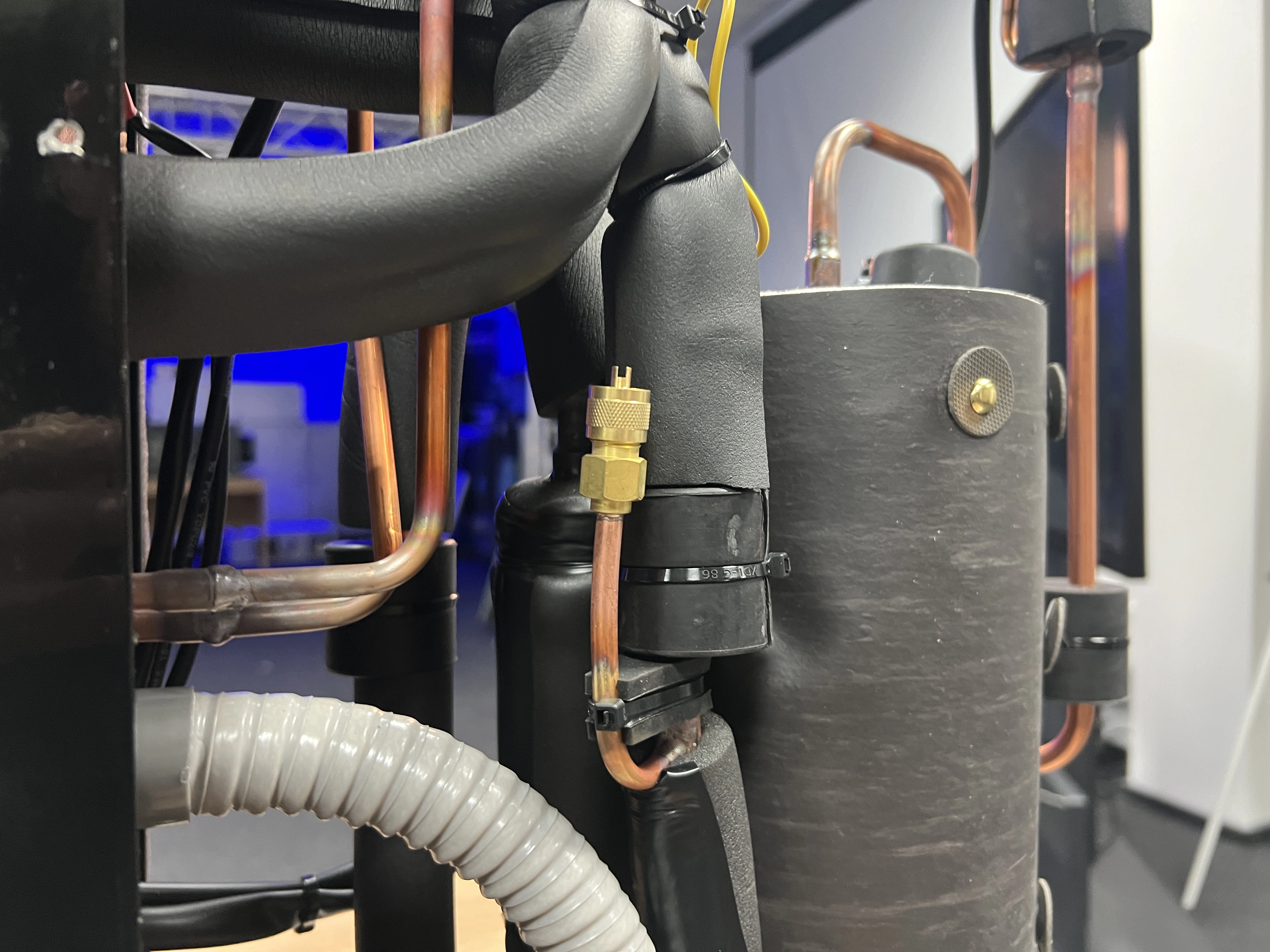 Kanal-Luftentfeuchter Mycond MSHAC f&uuml;r Schwimmb&auml;der mit sanfter Steuerung