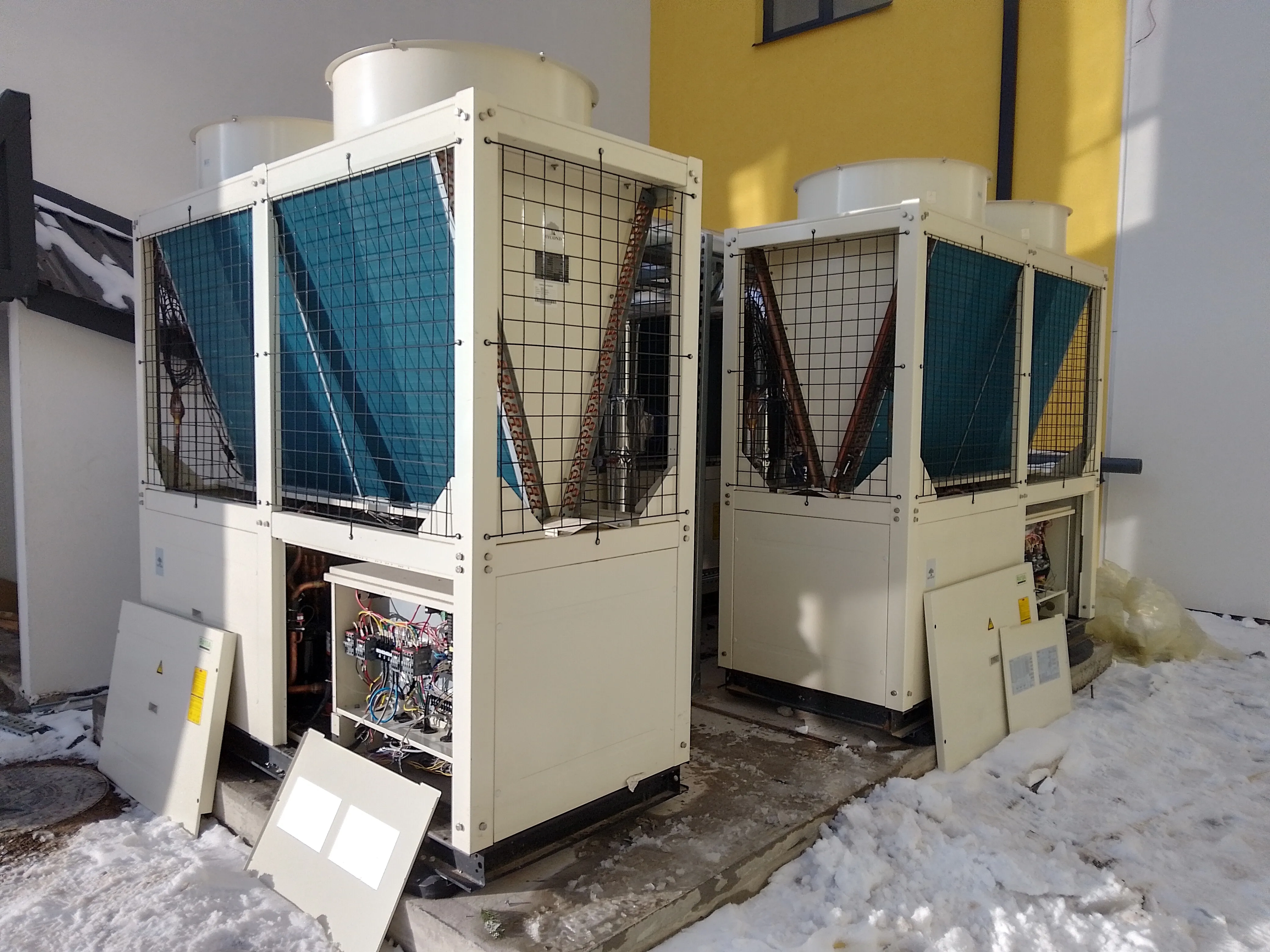 Kommersielle Einzelhandelsklimaanlage betrieben von Mycond Modular Heat Pump