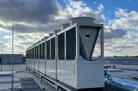 Fertigungskomplex mit Mycond Modular Wärmepumpe STANDARD MCU