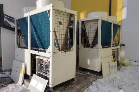 Kommersielle Einzelhandelsklimaanlage betrieben von Mycond Modular Heat Pump